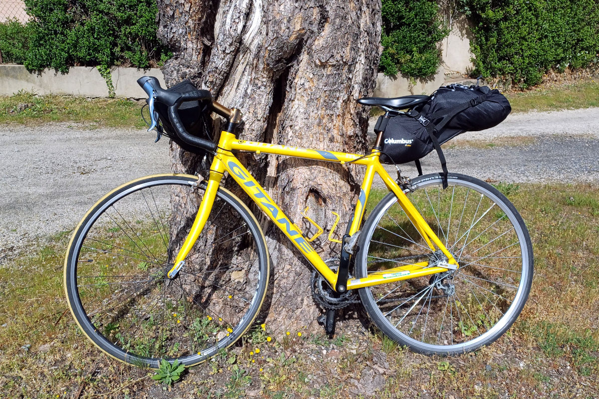 Vélo de route et bikepacking léger